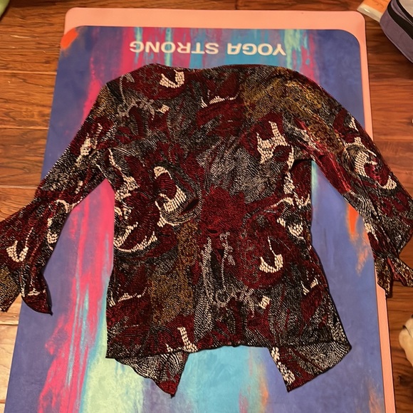 Flattering Brittany Black tunic type blouse - Picture 2 of 2